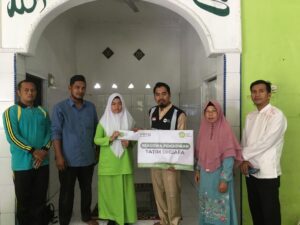 ZI Riau Bantu Biaya Pendidikan Yatim Dhuafa di Hari Anak Nasional.