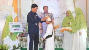 Sambut 1 Muharram, MI Tahfizh Cendekia Wisuda Hafiz Juz 27-30 dan Terima Beasiswa Tahfiz IZI Riau