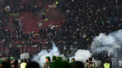 Polri Akui Beberapa Gas Air Mata Sudah Kedaluwarsa