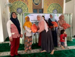 Hari Ibu, Pegadaian-IZI Riau Berbagi Sembako Bagi Ibu-ibu Dhuafa