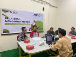 JNE-IZI Riau Gelar Pelatihan Mengemudi Motor