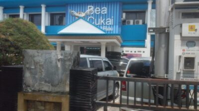 Dokumen Tak Sesuai, Tapi Armada Pengangkut Barang Impor Lolos