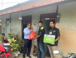 DJBC Riau bersama IZI Turun ke Rumah Dhuafa Sebarkan Paket Ramadan