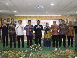 Rektor UMRI Resmikan Sekretariat IAI Riau