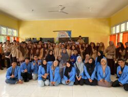 Bung Sarwan Motivasi Siswa SMA Purna Manunggal