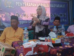 Pilih Nomor Dua, Misharti Realistis