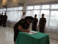 Dewi Shinta Dipromosikan Jadi Kasi Perdata dan TU Kejari Inhu