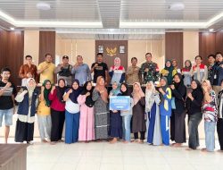 PT Pertamina Hulu Rokan Bagikan 15 Gerobak Usaha di Desa Tanjung Sawit