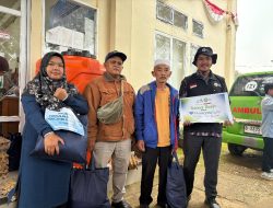 Paragon Corp Bersama IZI Sumbar Salurkan 45 Paket Sembako untuk Pemulihan Pascabencana Solok